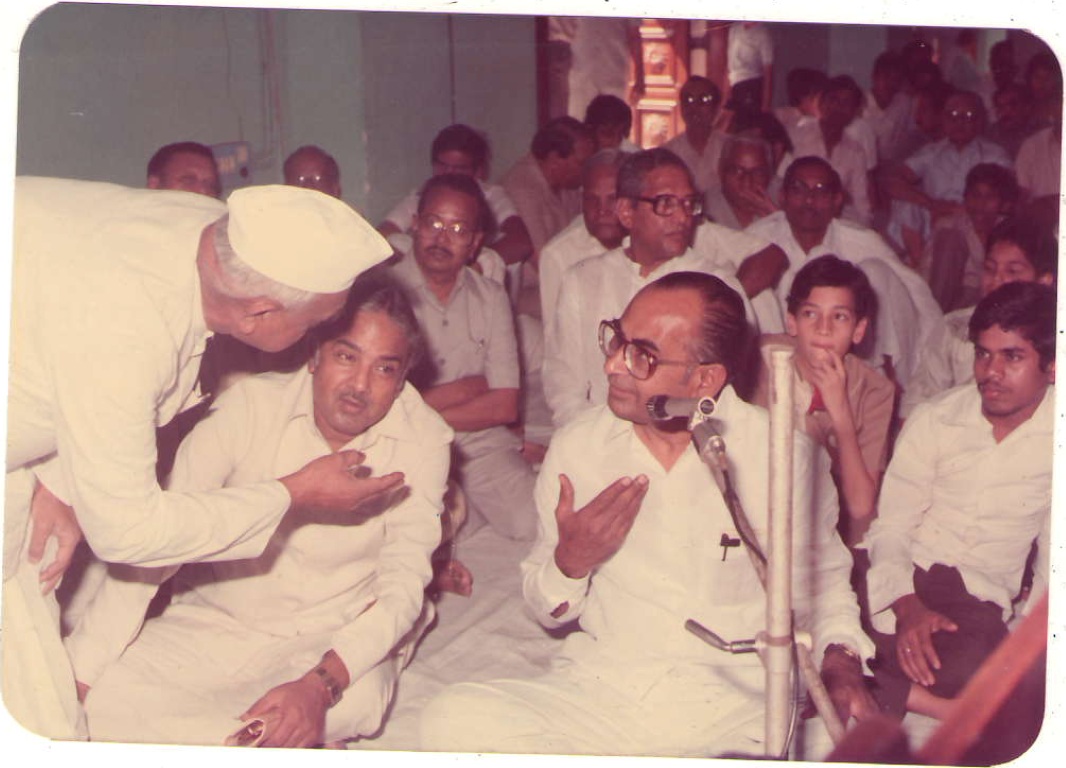 Late Shri Bansilalji Kucheria with Shri Suklalji Kothari at Ahimsa Hall for Oswal Mitra Mandal Maitri Diwas